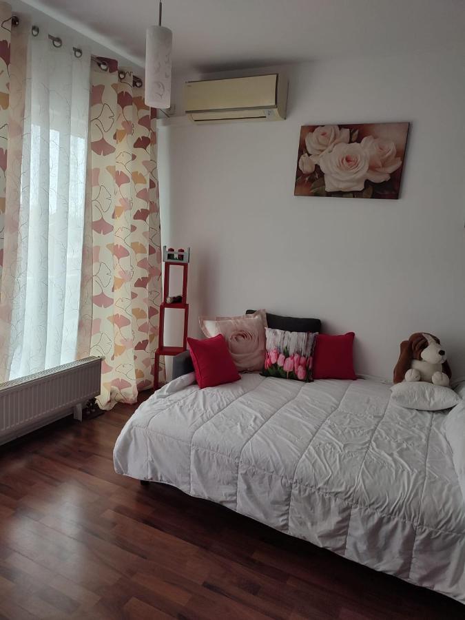 1 Room Apartment In Titan 부쿠레슈티 외부 사진